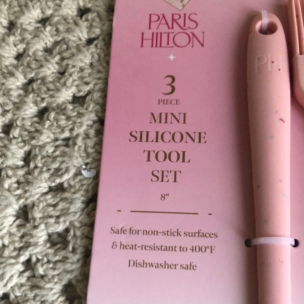Paris Hilton Pink Mini Silicone Kitchen Tool Set